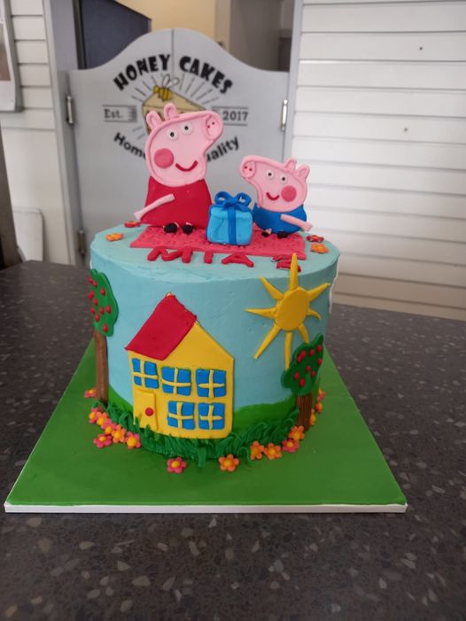 Peppa Pig Cake